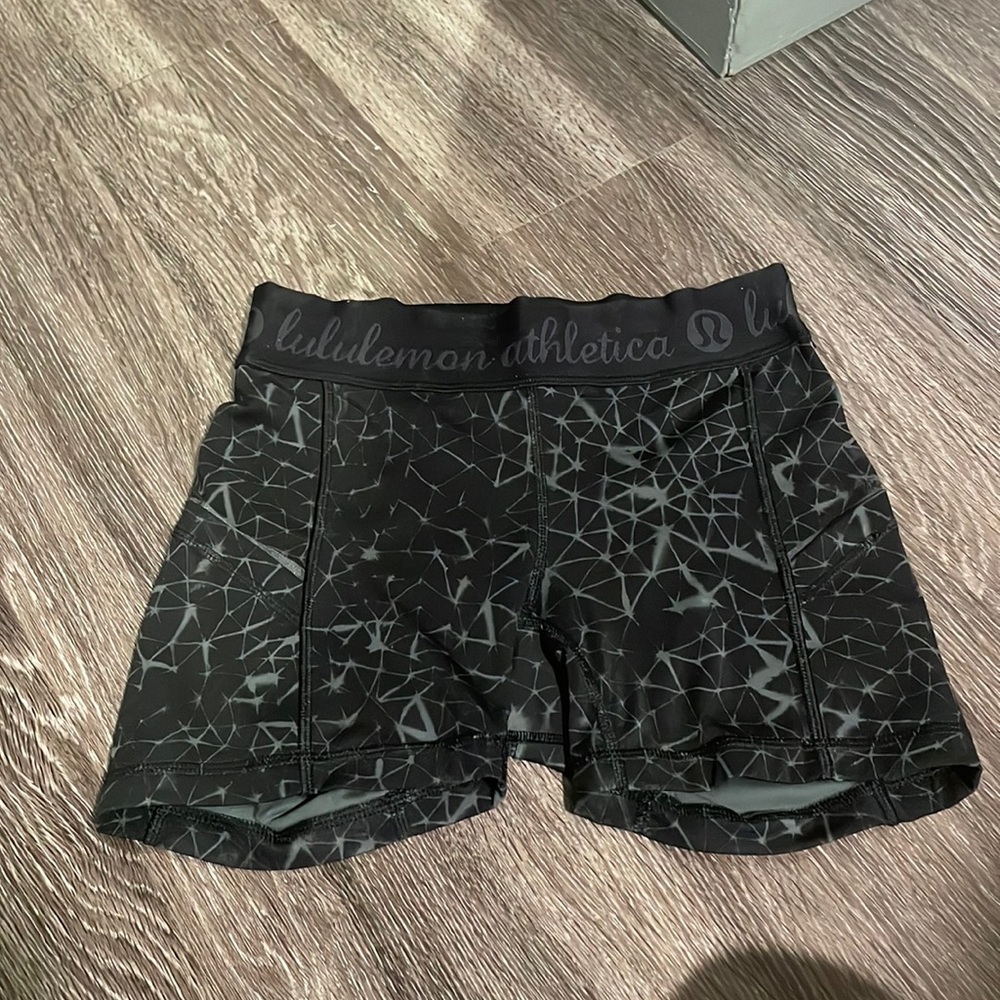 lululemon shorts!